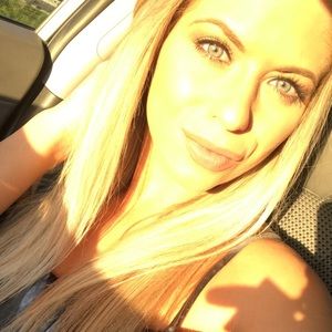 Meet your Posher, Jasmine